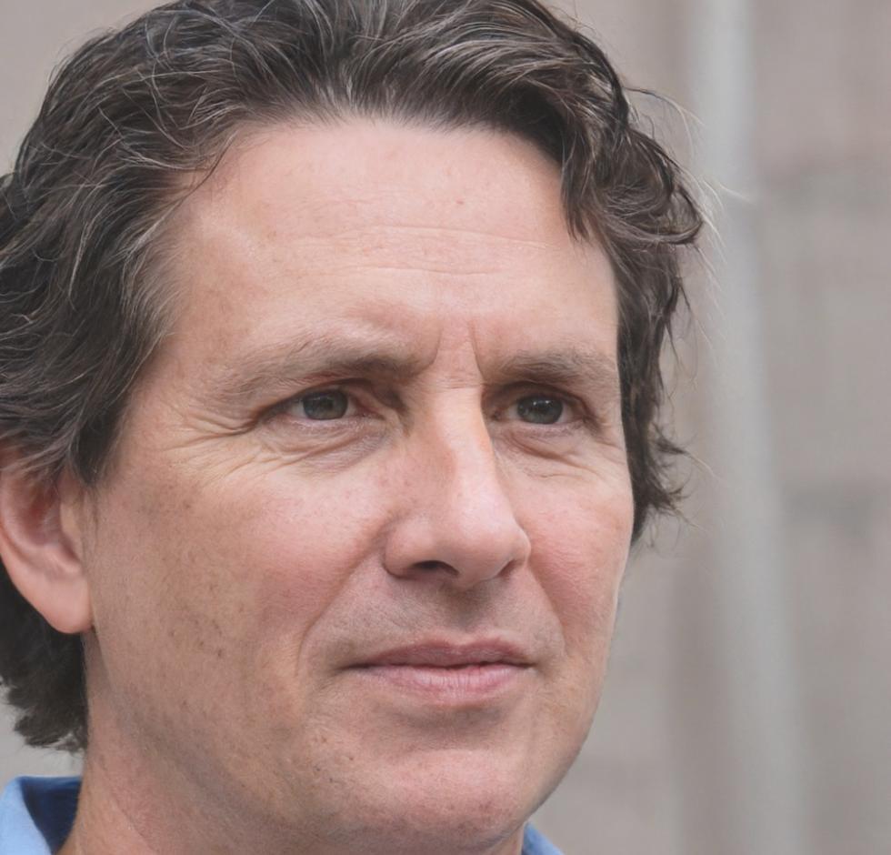 Dimitri Volkov, Finanzstratege